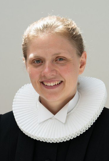 Profilbillede af sognepræst Mia Mohr
